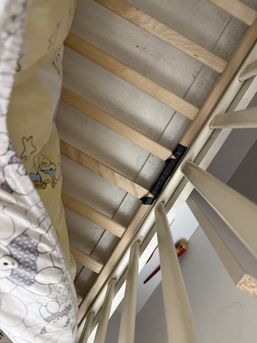 Отдам кроватку бесплатно