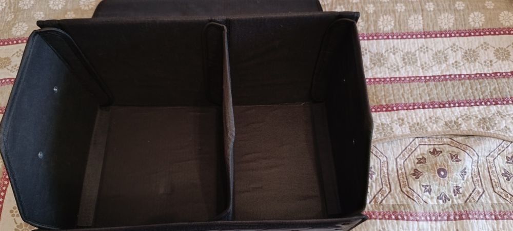 Продам полу мягкии контейнер.