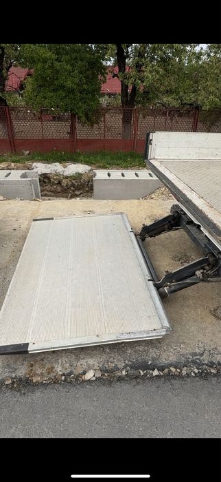 Lift incarcare/descarcare marfa