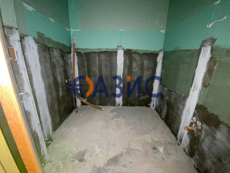 Продава се Двустаен апартамент в с. Кошарица, Област Бургас - 93 кв.м за 239 €/кв.м - Снимка #11