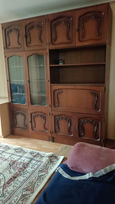 Продам деревянную стенку