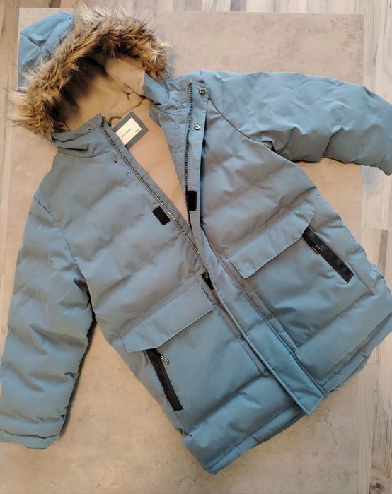 Синя парка Reserved