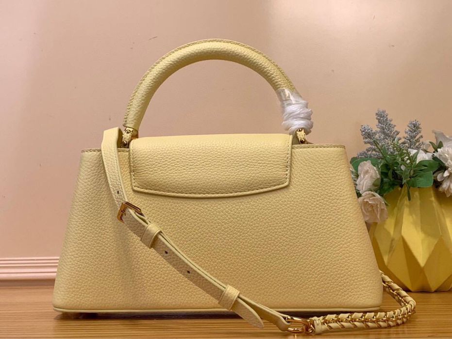 Geanta Louis Vuitton Capuciness