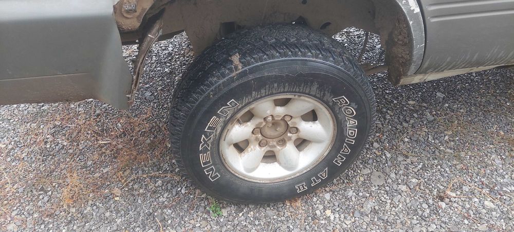 Nissan Terrano 2.7 TDI , Нисан Терано на части! 
Май 2002, Джип