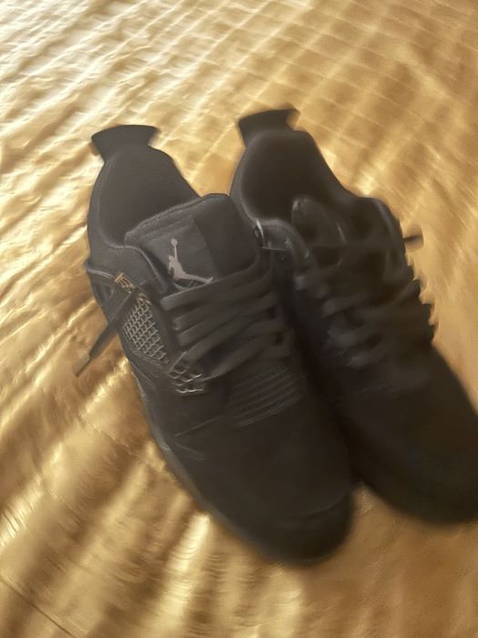 Jordan 4 black retro