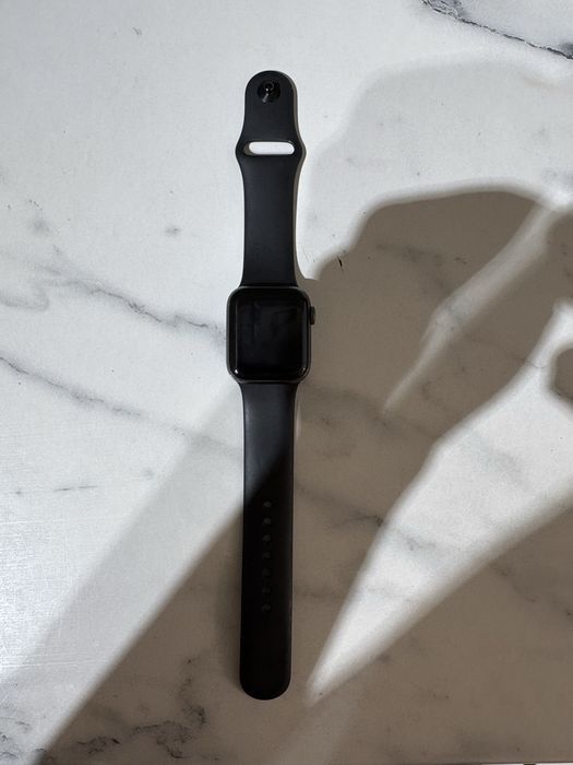 Apple watch ,в отличном состояний