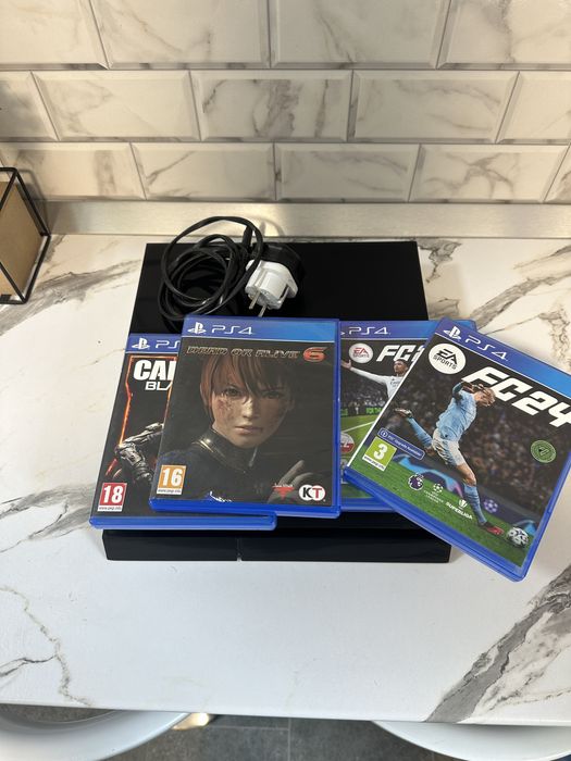 Vand PS 4 500 GB