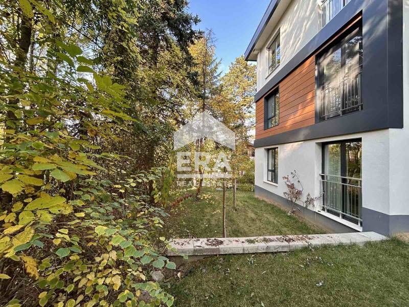 Продава се Четиристаен апартамент в София, Бояна - 168 кв.м за 2047 €/кв.м - Снимка #11