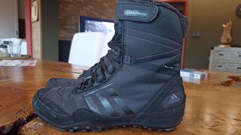 Топли зимни водоустойчиви боти Adidas Climaproof