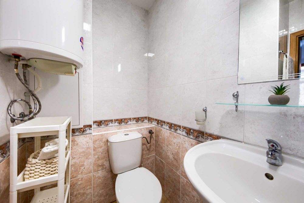 Дава се под наем Четиристаен апартамент в к.к. Слънчев бряг - 122 кв.м за 460 € - Снимка #6