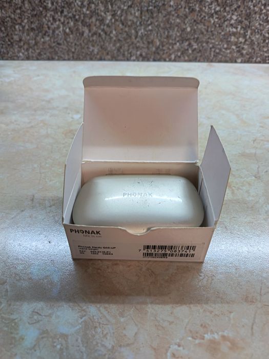 Продавам слухово апаратче