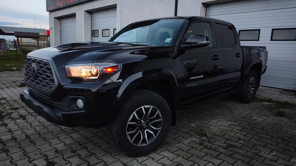 Toyota Tacoma