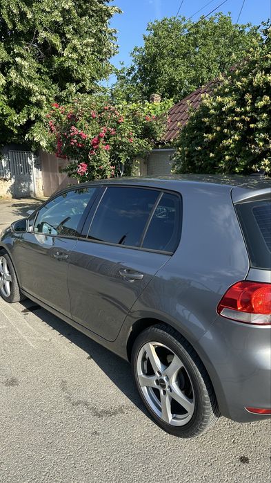 Vând Volkswagen golf 6
