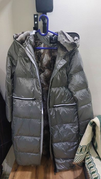 Продамкуртку б/у