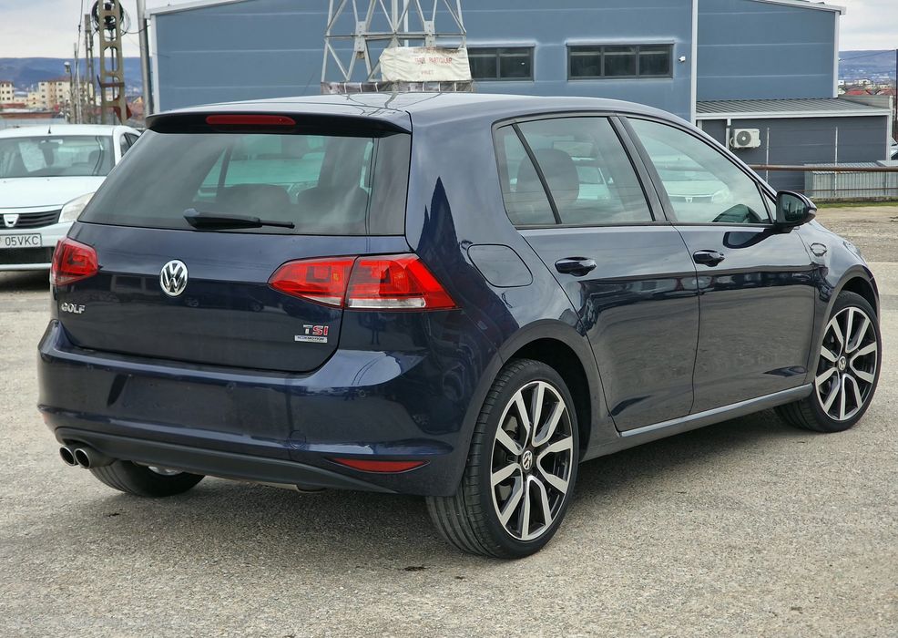 VOLKSWAGEN Golf 2013 — imagine 3