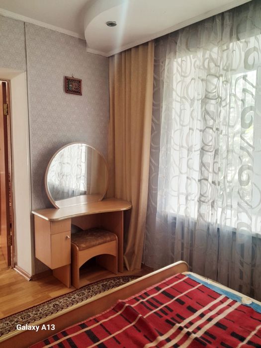 Сдам помесячно квартиру