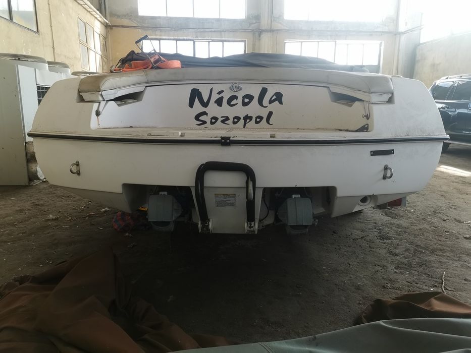 Лодка Yamaha 270 с колесар