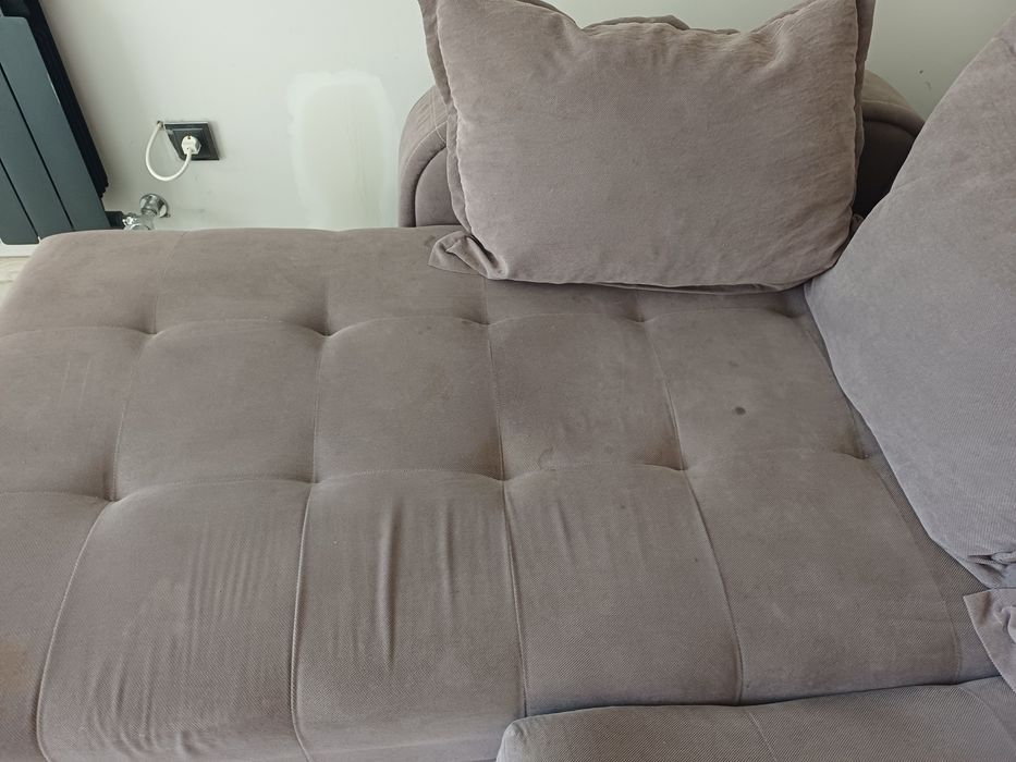 Диван,холна маса и рафт- кутии