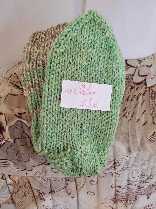 Ръчно плетени дамски чорапи от вълна, размер 39