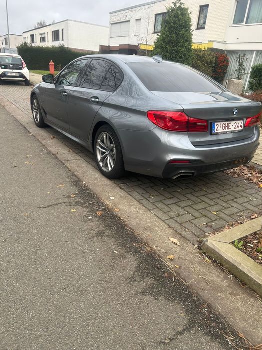 BMW seria 5 pachet M 2018 full