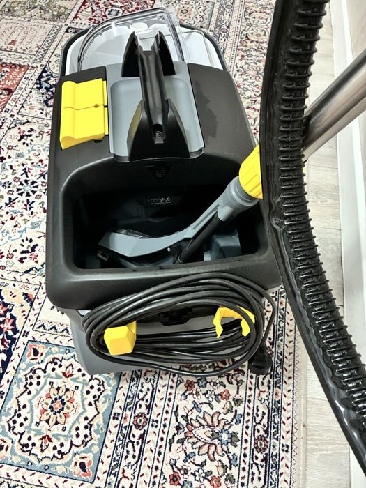 Пылесос Керхер новый