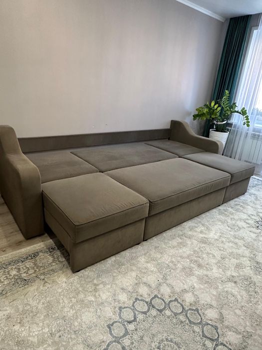 Продам диван 3 метровый