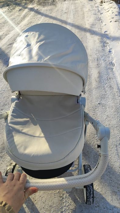 Продам коляску в хорошем состоянии