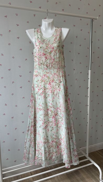 Платье из 100% шелка