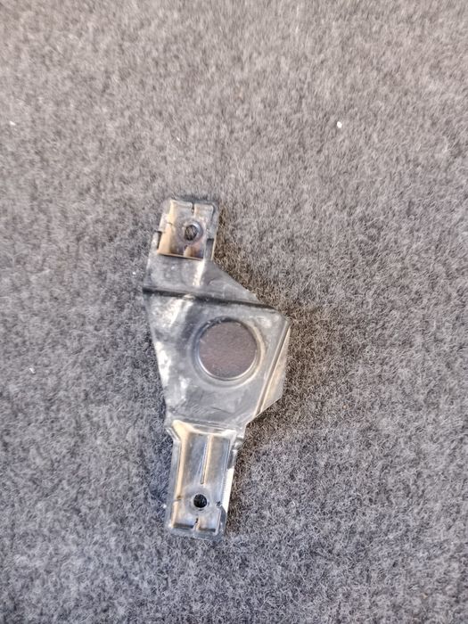 Крепление бампера, шильдик, парктроник