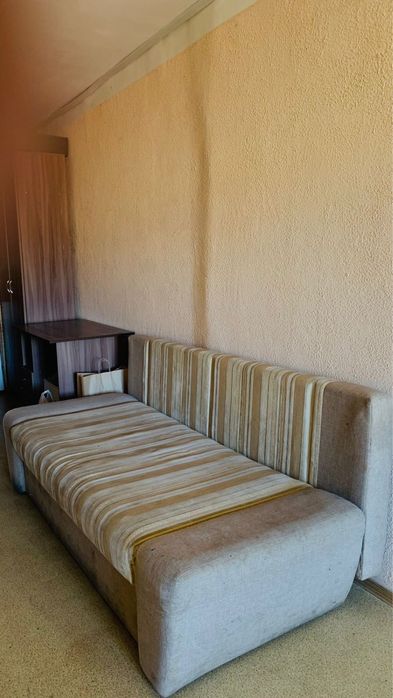 Продам диван б/у в хорошем состоянии