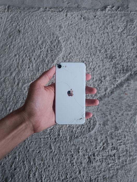 Iphone se (2020) 64 gb