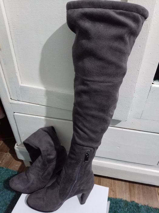 Всё по 4000 тысячи.