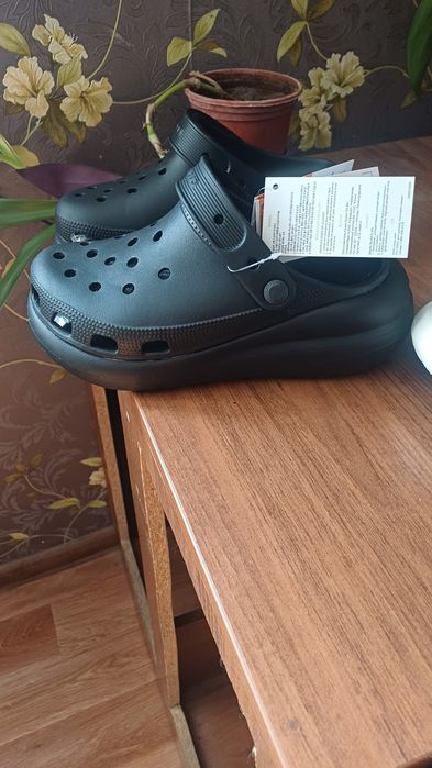 Продаются "КРОКСЫ" Вьетнам.