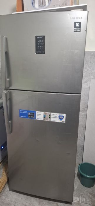 Холодильник  Samsung