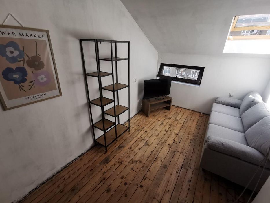 Продава се Двустаен апартамент в София, Център - 58 кв.м за 2707 €/кв.м - Снимка #2