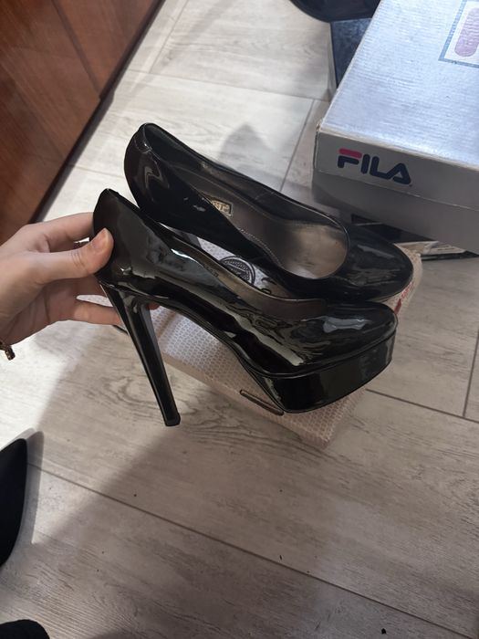 Туфли женские нарядные