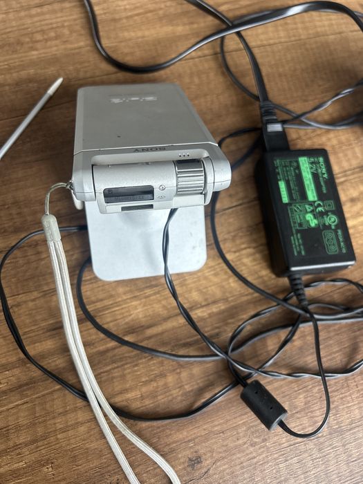 Sony CLIÉ PEG-NX70V/U Retro PDA Palm OS Funcțional Complet
