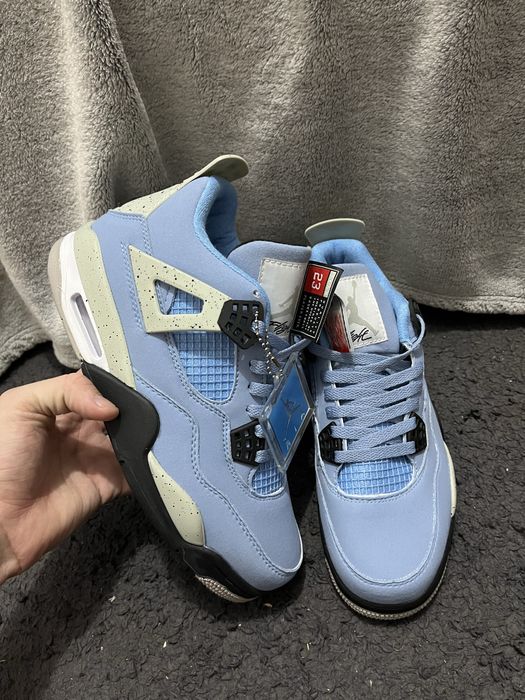 Jordan 4 universty blue 42