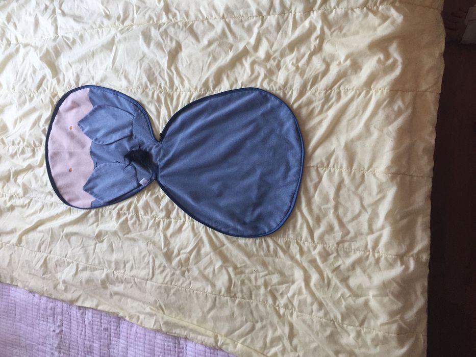 Детское одеяло, можно как подушку использовать