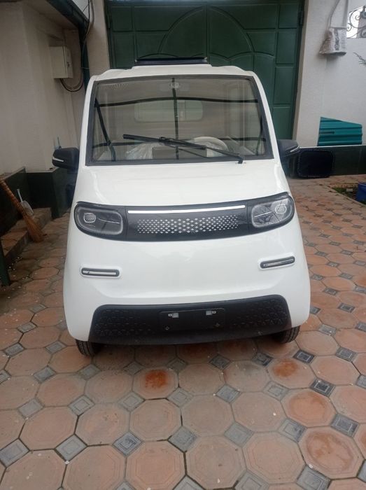 Электро автомобиль BODO