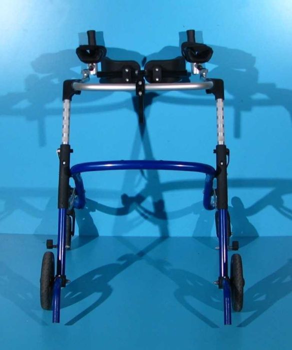 Cadru de mers cu roti pentru copii Otto Bock