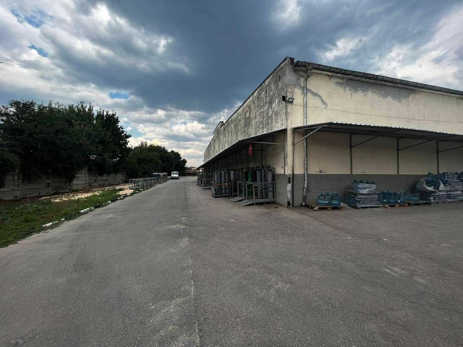 склад,база, цех в гр.Димитровград