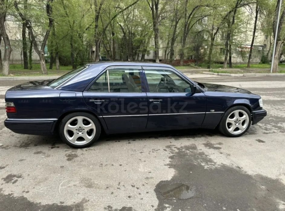 Мерседес бенс  Е320
