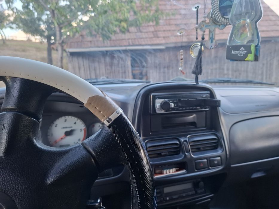 NISSAN Navara 2003 — imagine 4