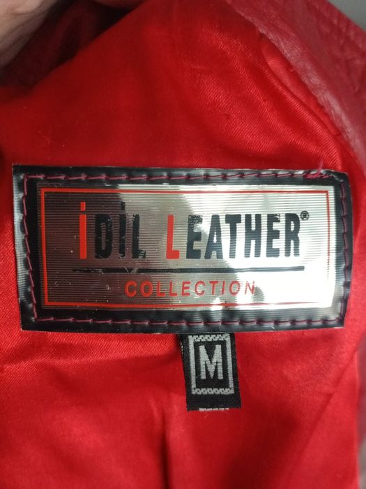 Продам куртку женскую