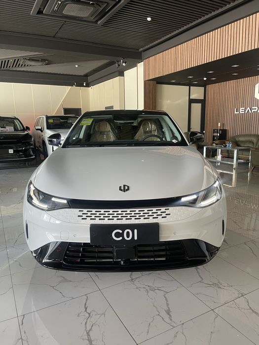 Leapmotor c01 gibrid 2-pozitsiya