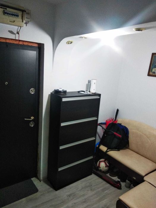 De vânzare: Apartament 3 camere decomandat