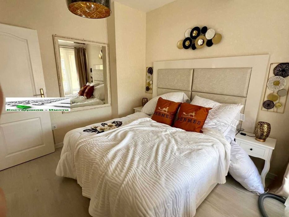 Продава се Тристаен апартамент в Пловдив, Център - 120 кв.м за 2763 €/кв.м - Снимка #5