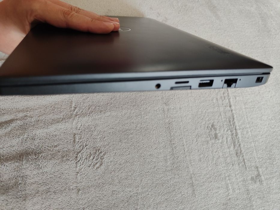 Dell latitude 7490, i5 vpro 8350u, 8gb ram ddr4, 256gb ssd, windows 11