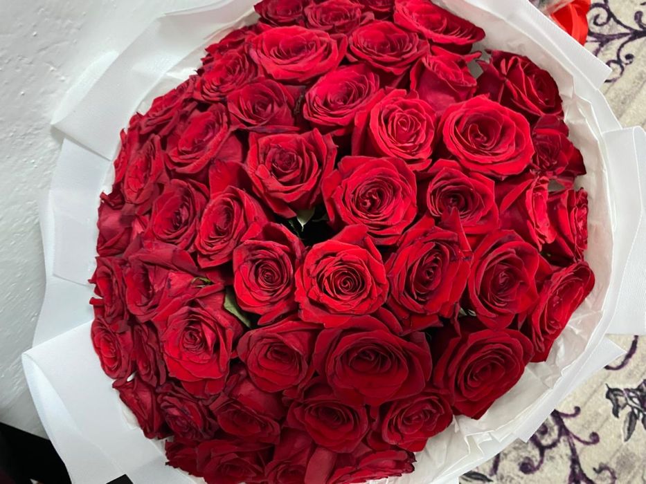 Роза красная 51 шт